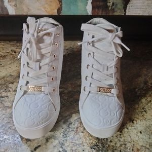 Guess wedged booties